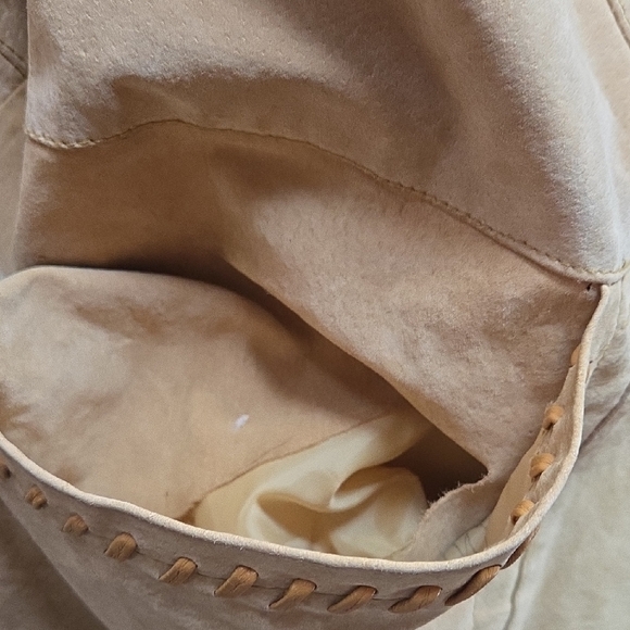 Elegant COMINT  Tan Leather Jacket with Cream Lining. Med - Picture 14 of 16